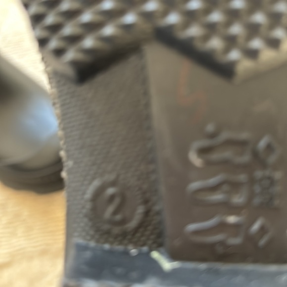 Kamik Stomp Rain Boots Size 2 - Picture 9 of 10